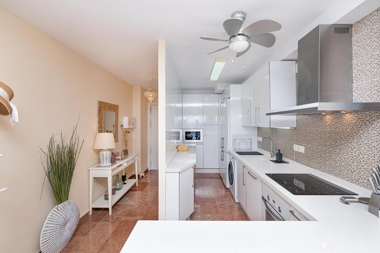 Bhost - The King Apartment Fuengirola Ngoại thất bức ảnh