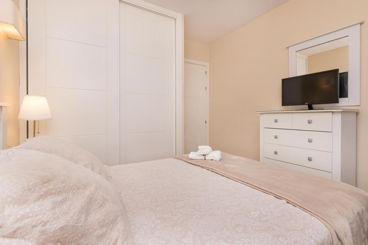 Bhost - The King Apartment Fuengirola Ngoại thất bức ảnh